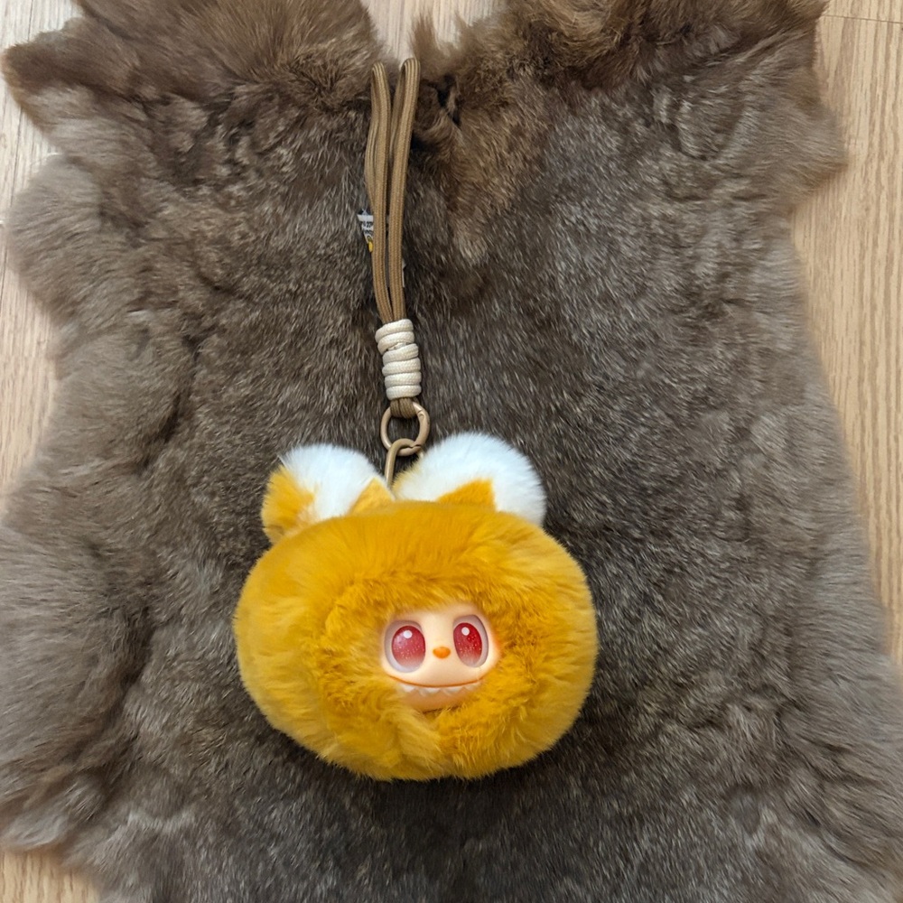 Cute Furry Keychain labubu head